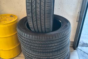 Gomme Barum 215/55 R17 V - Usate 5000 km

