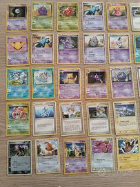 Lotto 50 carte Pokemon miste
