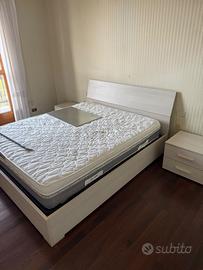 Letto + comodino + materasso