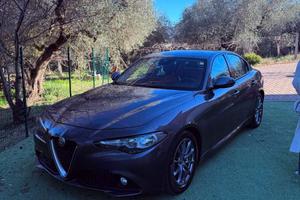 Alfa Romeo Giulia 2.2 TD 150 CV