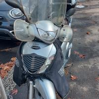 Honda SH 125 – 2006 – Parabrezza e bauletto