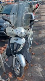 Honda SH 125 – 2006 – Parabrezza e bauletto