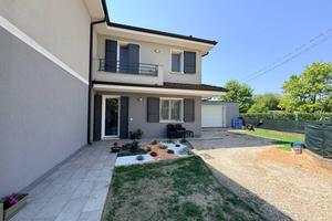 Villa di 128 m² con 3 locali e box auto doppio a B