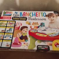 Banco scuola bambino Montessori