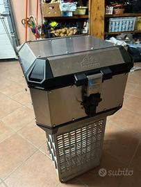 Bauletto givi  trekker alaska 44L