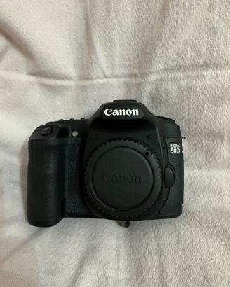 Canon reflex EOS 50D con corredo