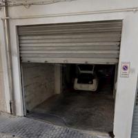 Posto auto piano stradale con serracinesca aut