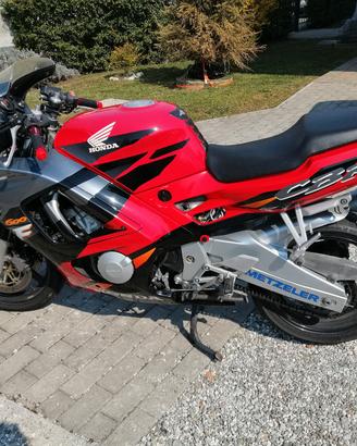CBR 600f