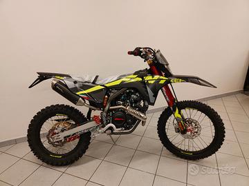 Fantic XEF 125 Competition 2025 ABS E5+ IN PRONTA
