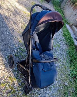 passeggino compatto e leggero inglesina