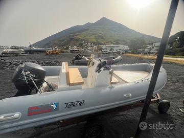 Trident 5,60 40cv pronto per navigare