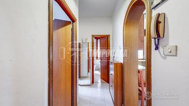 Appartamento a Modena Via Emilia Ovest 3 locali