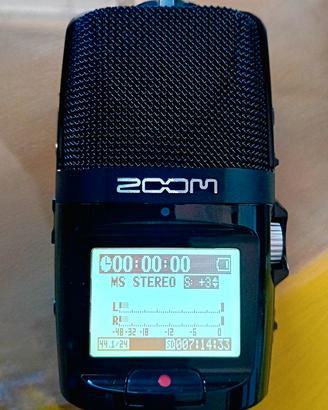 Registratore Audio Zoom H2n + Kit Accessori