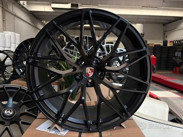 Cerchi e gomme Porsche Macan raggio 21