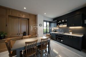 TERRATETTO BIFAMILIARE CON AMPIO GIARDINO E GRANDE