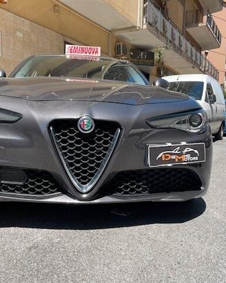 Alfa Romeo Giulia 2.2 Turbodiesel 160 CV AT8 Busin