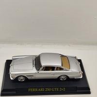 Modellino Ferrari 250 GTE 2+2 Argento/Silver 1:43