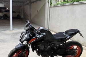 Ktm duke 790