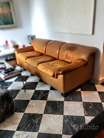 Set Vintage: Divano 3 posti + 2 Poltrone