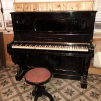 Pianoforte verticale