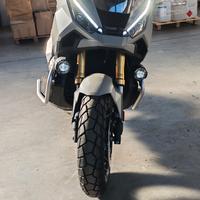 moto scooter xadv750
