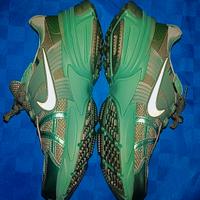 scarpe Nike v2k run 42,5