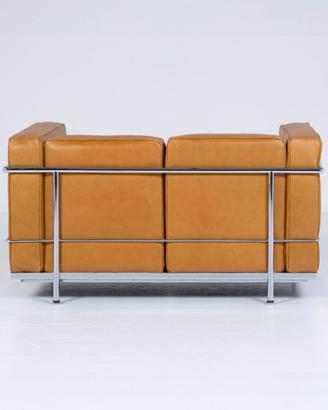 Divano LC2 Le Corbusier per Alivar