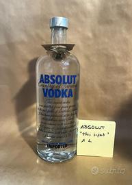 Absolut Vodka Limited Edition BLUE this superb 1L
