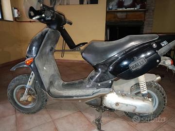 scooter Aprilia rally 