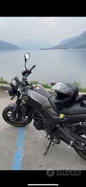 Moto benelli leoncino 250