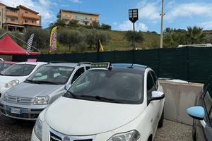 Lancia Ypsilon 1.3 MJT 16V 95 CV 5 porte S&S Plati