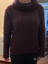 Maglione collo alto marrone prugna