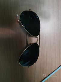 occhiali da sole Ray-ban modello Aviatore