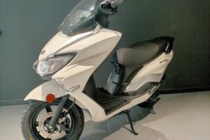 Nuova Suzuki Burgman 125