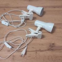 coppia di lampade bianche a clip