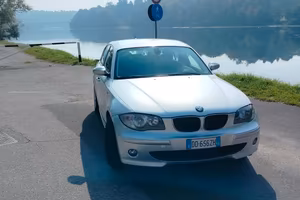 BMW SERIE 1 2007 BENZINA €4