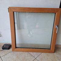 Finestra in legno e allumino