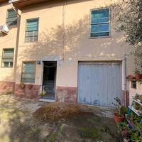 Villetta con giardino