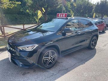 MERCEDES-BENZ GLA 200 d Automatic 4Matic Premium