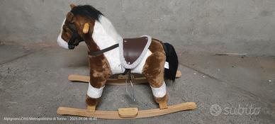 Cavallo a Dondolo in legno