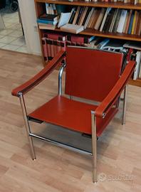 Poltroncina LC1 di ALIVAR Firenze cuoio Cognac