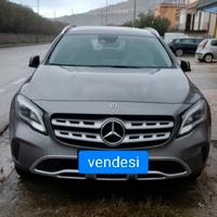 auto Mercedes gla200d sport