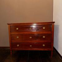 Cassettone lucchese Luigi XVI fine ‘700 in ciliegi