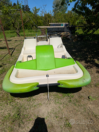 Pedalò, Imbarcazione turistica da Spiaggia