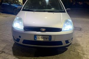 Ford fiesta mk5 2003