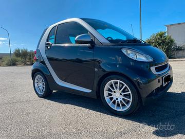 Smart fortwo coupe ‘ diesel