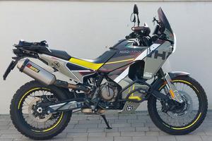 Husqvarna Norden 901 Akrapovic 11.200 km