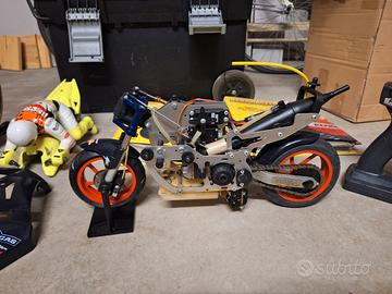 Moto radiocomandata Valentino Rossi 