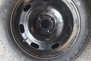 Gomme invernali 195/55 R16, con cerchi