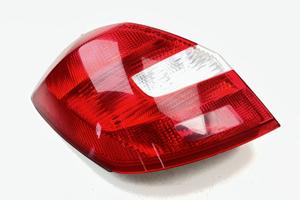 STOP FANALE POSTERIORE SINISTRO SKODA Fabia Berlin